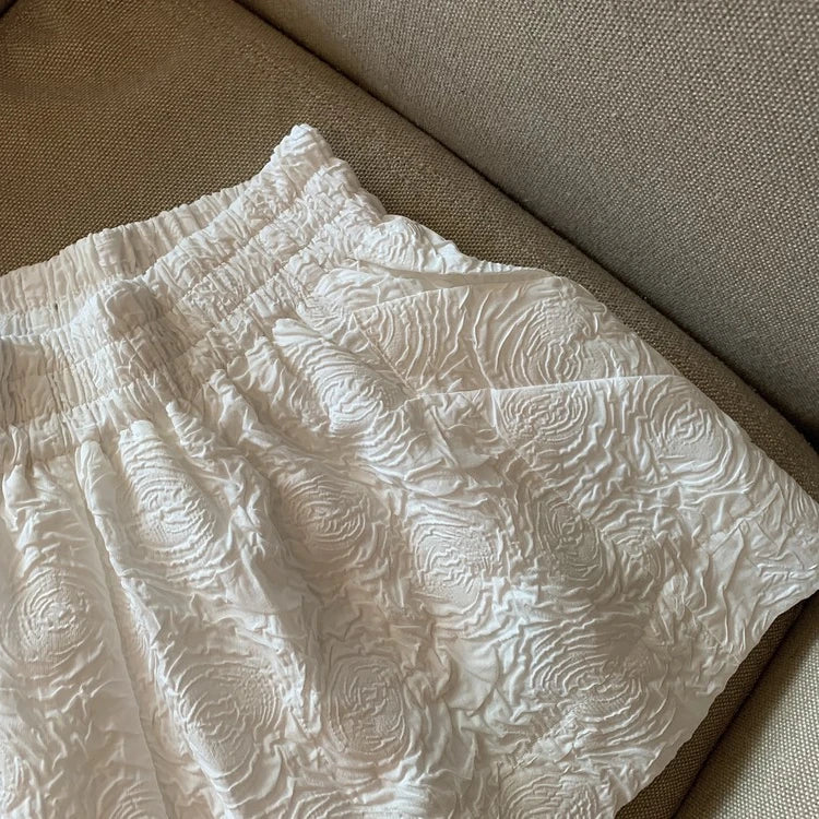 Hnewly  Black White Jacquard Shorts Women 2025 Summer Elastic High Waist Pockets Wide Leg Shorts Woman Loose Streetwear Half Pants