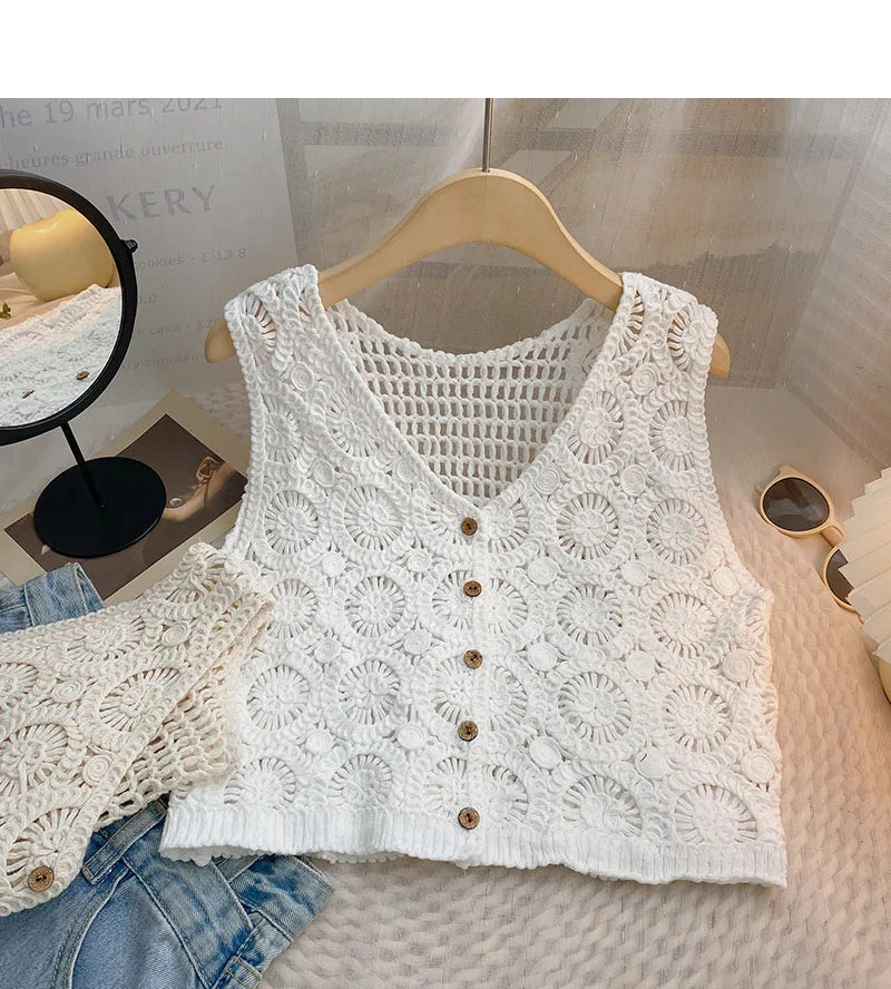 Hnewly Women Summer Hollow Out Knit Vest French Style V-Neck Sleeveless Hooked Flower Sweater 2023 New All-Match Outwear Short Top