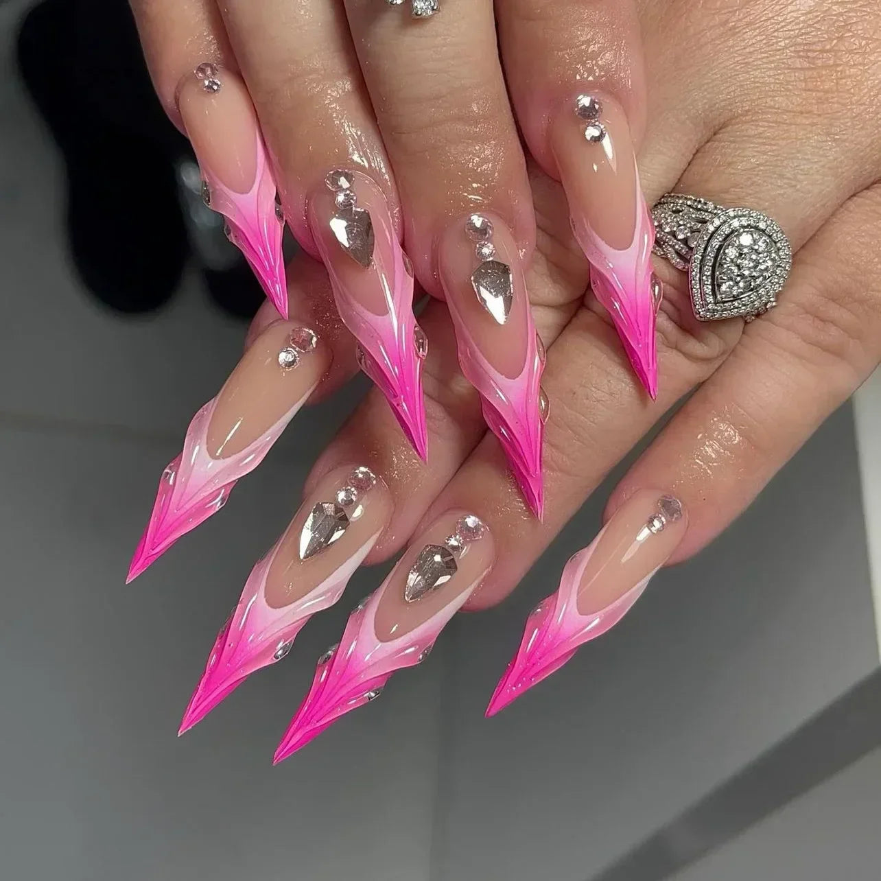 Hnewly 24Pcs Almond False Nails Cute Strawberries with French Design Simple White Wearable Fake Nails Decoration Press on Nail Tips Art
