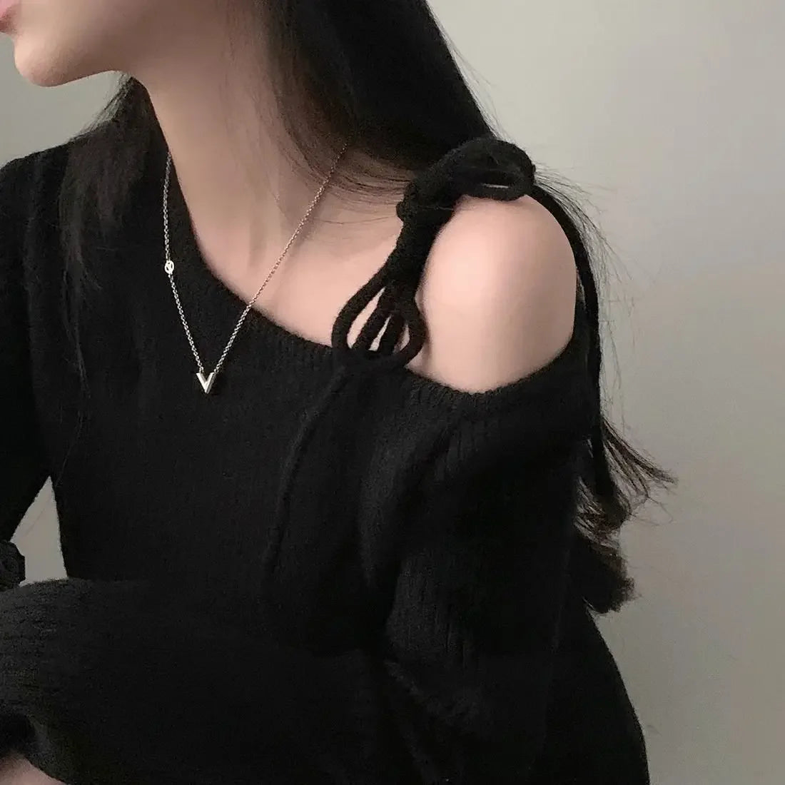 Hnewly Slanted Collar Tied Irregular Pullover Women's Long Sleeved Knitted Tops Autumn Winter Korean Fashion Red Retro Sweaters