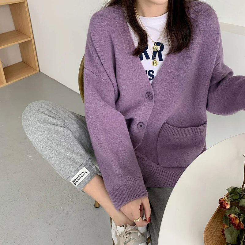 Hnewly Women Cardigan Sweater y2k Clothes Solid Color V Neck Single Breasted Long Sleeve Knitted Tops with Pockets Streetwear