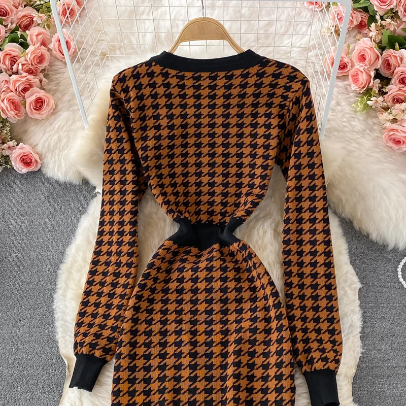 Hnewly  V-neck Sweater Dress Autumn New Versatile Slim Knitted Dresses Elegant Single Breasted High Waisted A-line Gown
