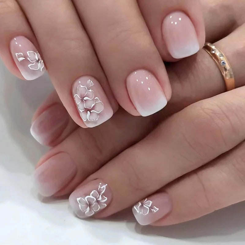 Hnewly 24Pcs Naked Pink French White Side False Nails Short Simple Nail Beauty Press on Fake Nails Full Cover Artificial Nails Tips