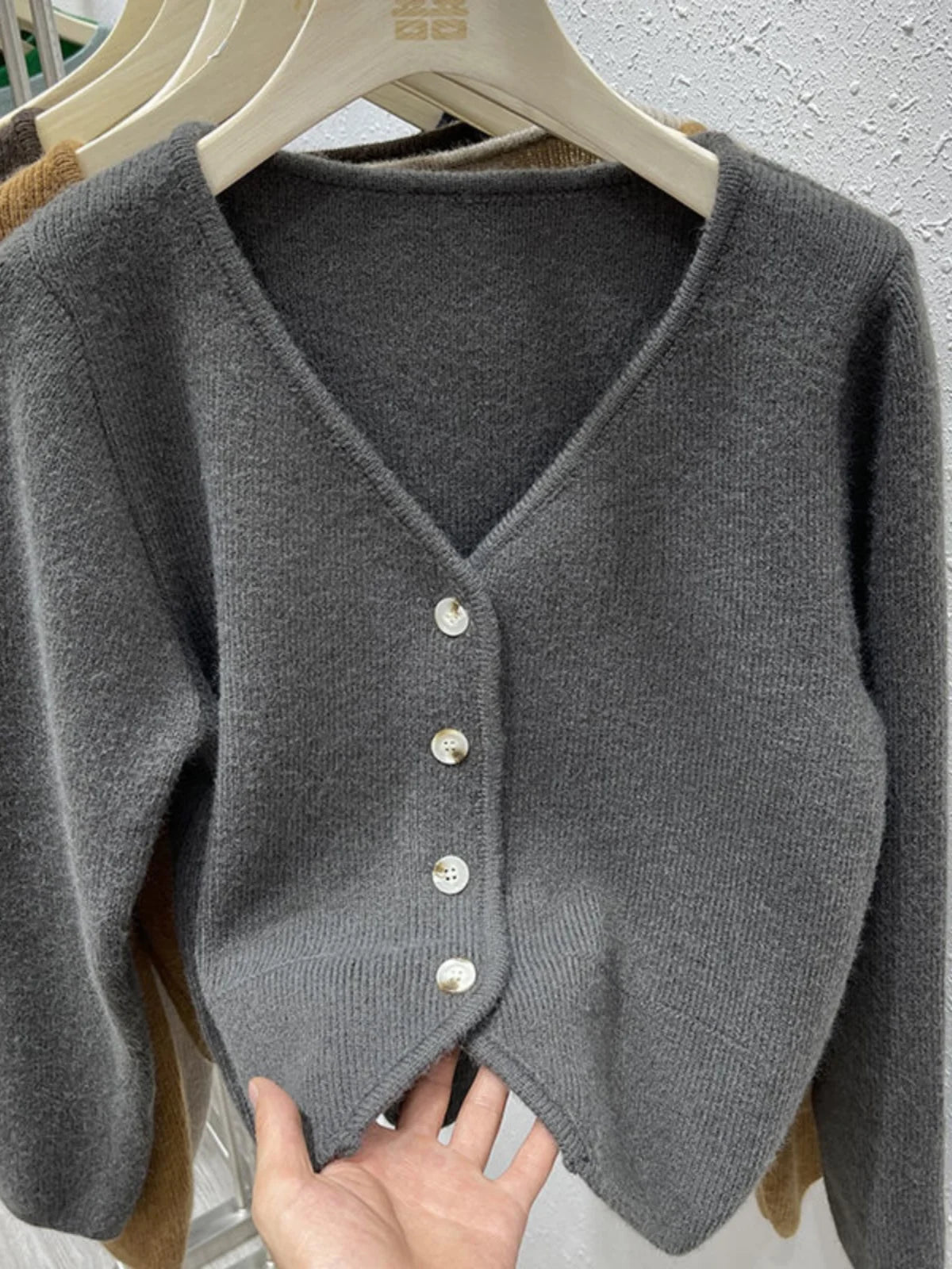 Hnewly  New Women's Sweaters Fashion Loose All-match Knitwear Coats Spring Autumn Korean Lazy Style V-neck Single-breasted Top
