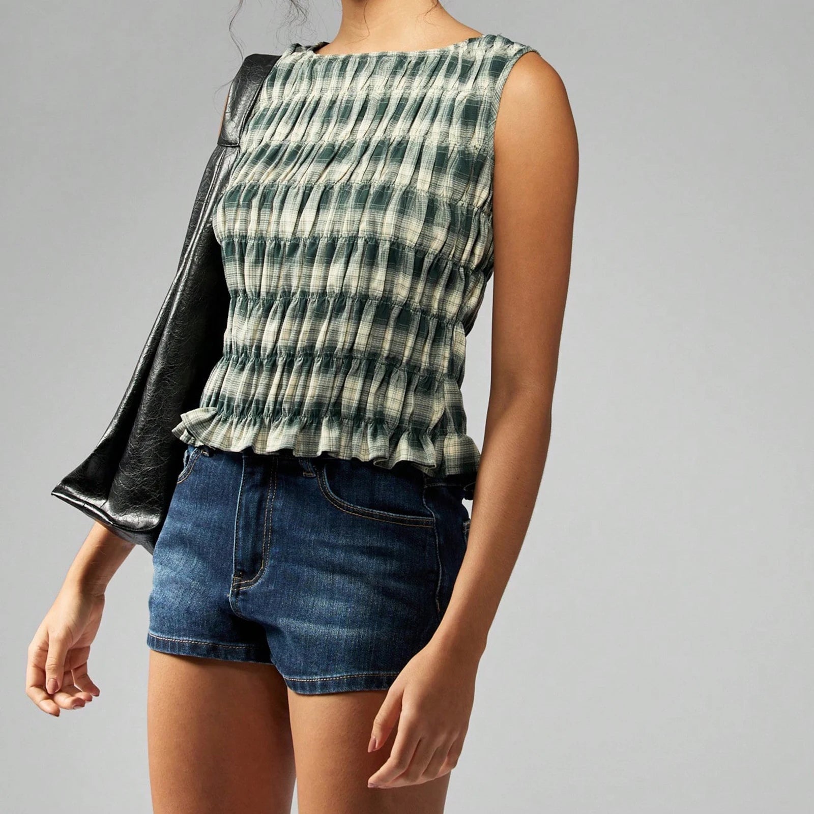 Hnewly Women Tank Tops y2k Clothes Summer Plaid Print Crew Neck Sleeveless Pleated T Shirts Vest Streetwear for Casual Daily