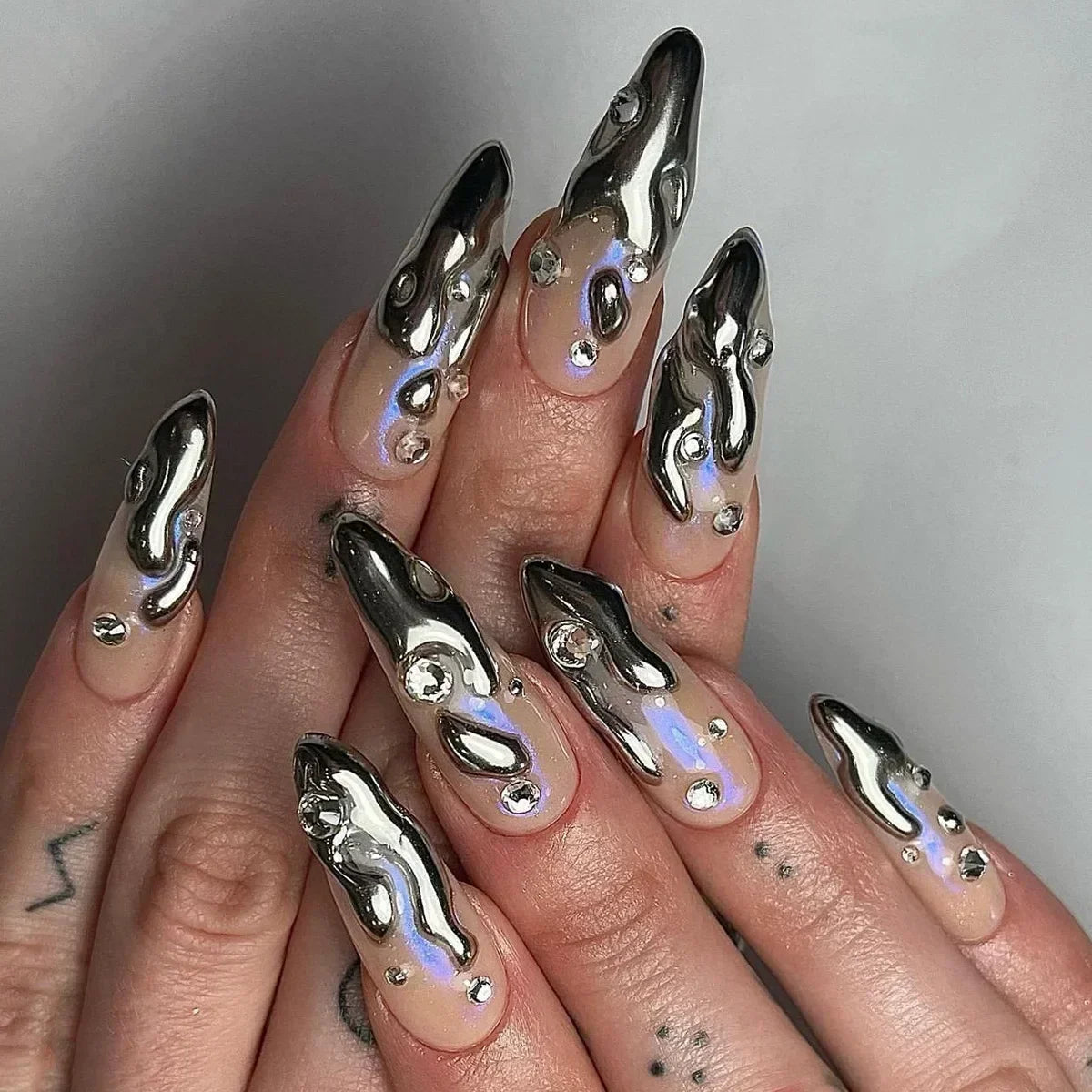 Hnewly 24Pcs French Almond False Nails Glitter with Rhinestones Wearable Fake Nails Artificial Simple Full Cover Press on Nails Tips
