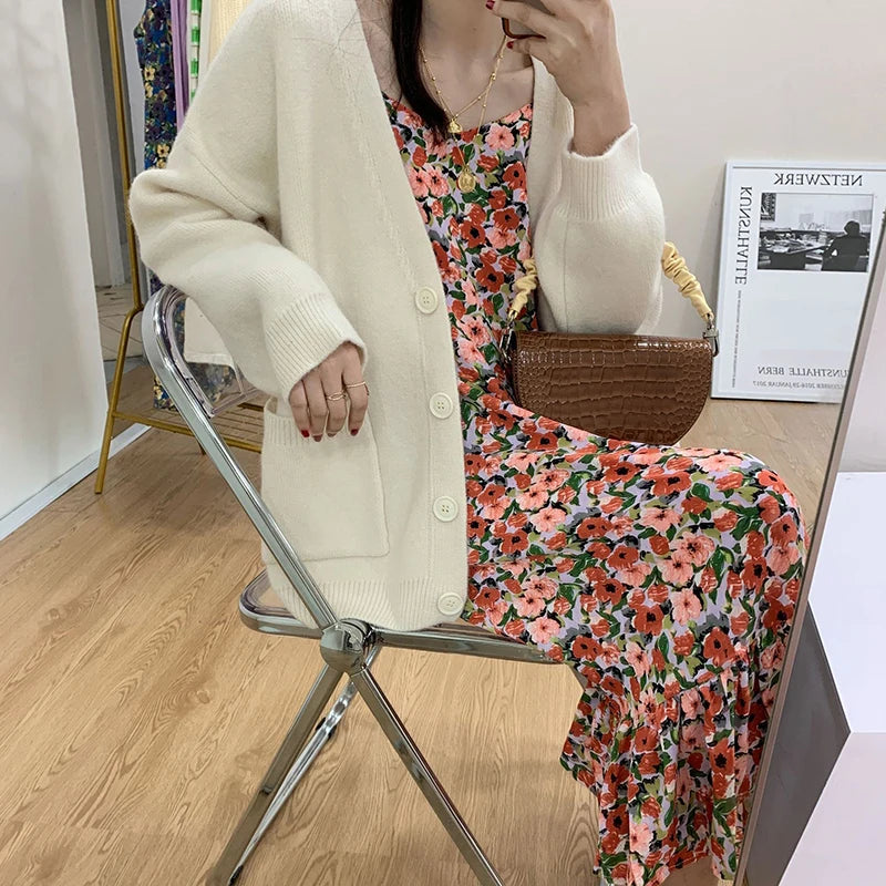 Hnewly Women Cardigan Sweater y2k Clothes Solid Color V Neck Single Breasted Long Sleeve Knitted Tops with Pockets Streetwear