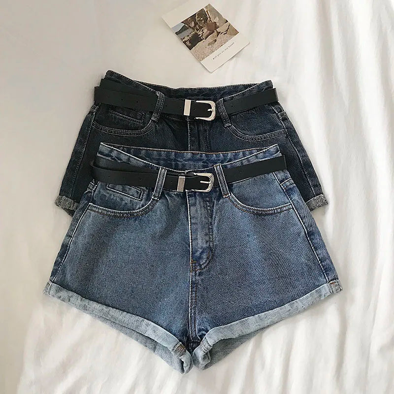 Hnewly  Versatile High Waisted Denim Shorts Summer 2025 New  Rolled Edges Loose Wide Leg Hot Pants Minimalist Women's Beach Pants