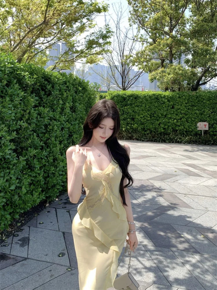 Hnewly  Women Dresses Sleeveless Lace Patchwork Ruffles V Neck Slim Backless Holiday Party Dress Female Fashion Sweet Casual