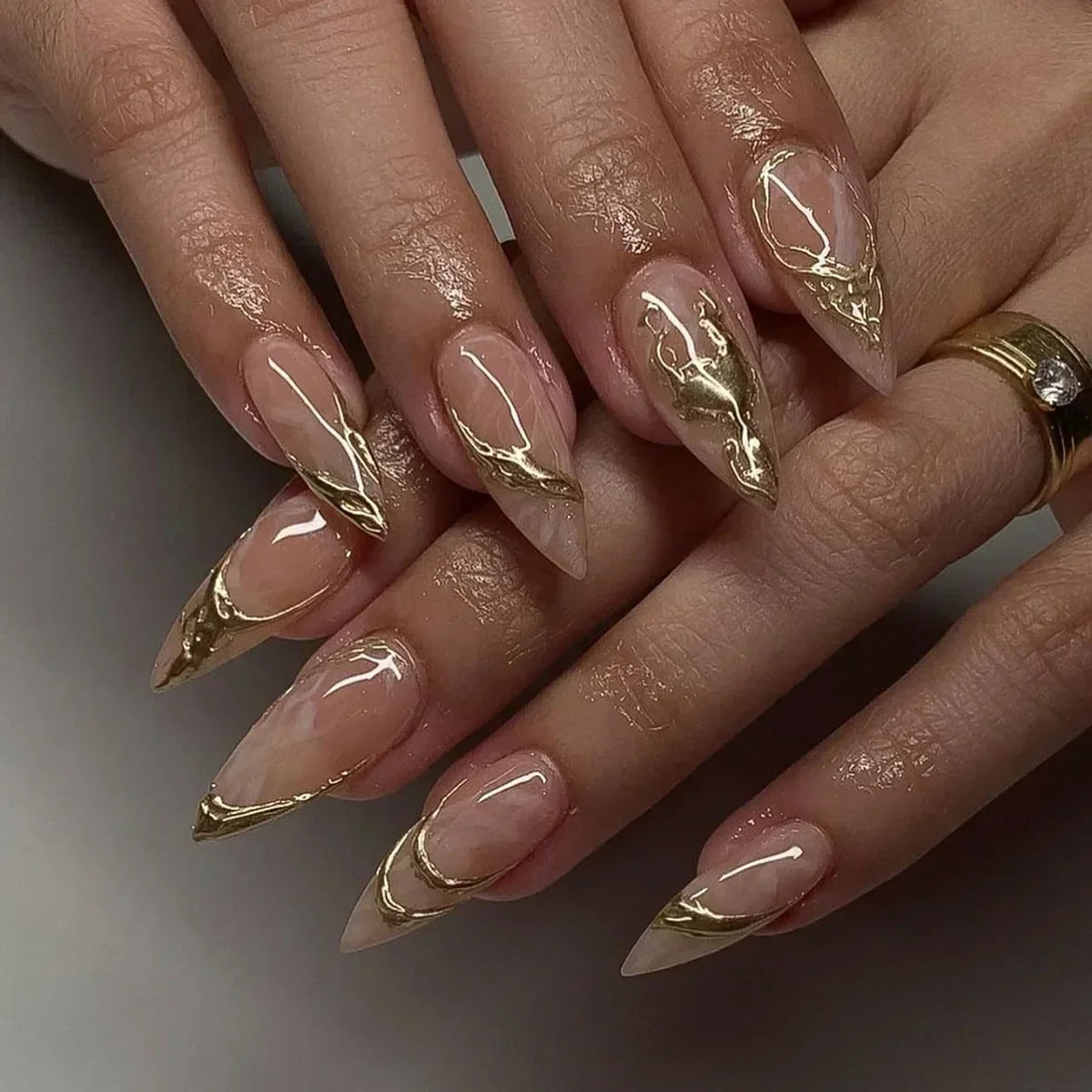 Hnewly 24Pcs French Gold Edge Wearable Almond Press on Fake Nails Simple Pearl Decoration False Nails with Glue Full Over Manicure Tips