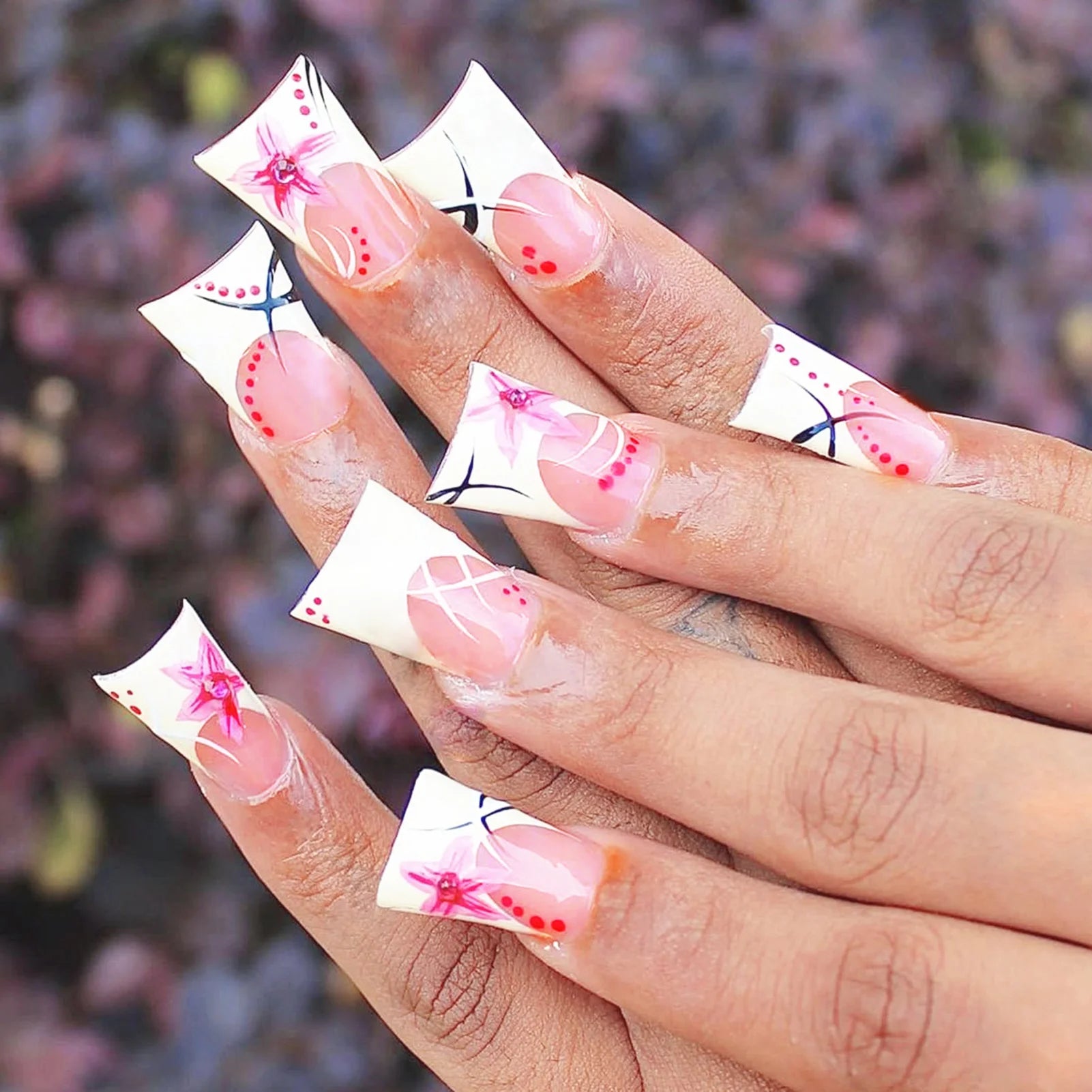 Hnewly Black French Style Fake Nails Charms Pink Flower Designs Square Head Press on Nails Women Girls Detachable False Nails Tips