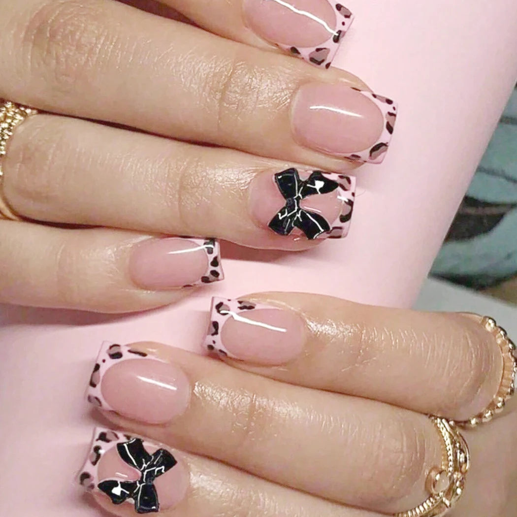 Hnewly Pink French Style Fake Nails 3D Bowknot Designs Short Square Press on Nails Sweet Korean Fashion False Nails for Women and Girls