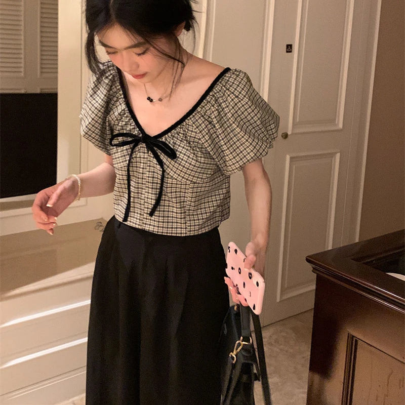 Hnewly Blouses Women Plaid Summer Vintage Fashion V-neck Simple Short Puff Sleeve Leisure Bandage Slim All-match Streetwear Blusas