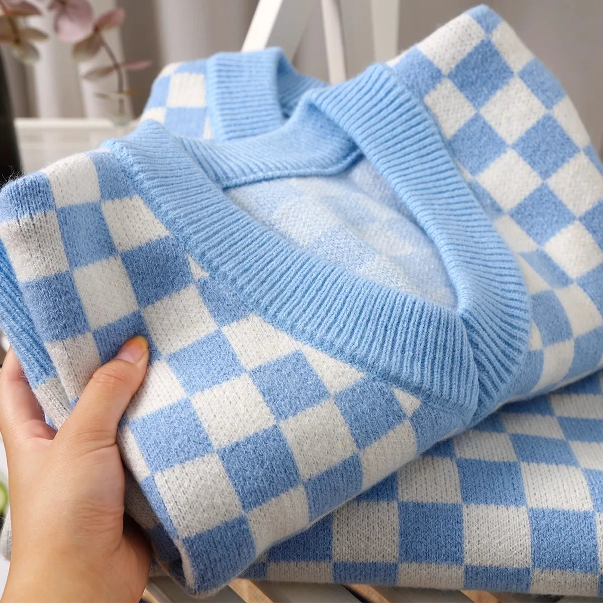 Hnewly  Checkered Sweater Vest Women Blue and White Checkerboard Sleeveless Knit Top Teen-girl Y2K Preppy Style Outfit