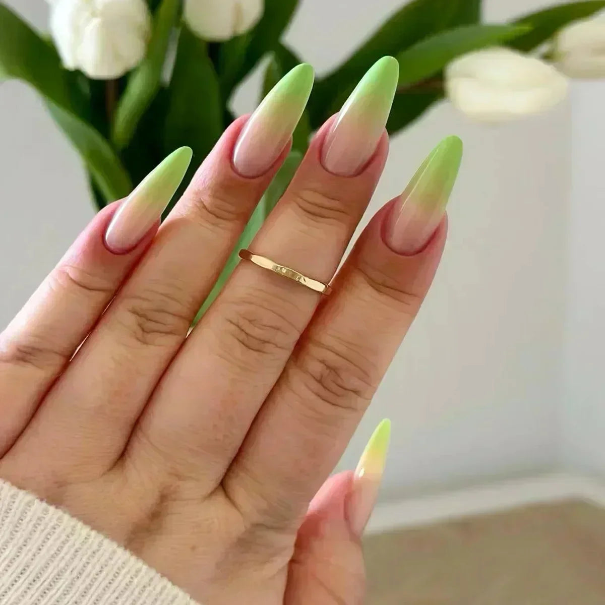 Hnewly 24pcs/Box Long Coffin False Nails Art Rose with Glue Wearable Nude Pink White Color Jelly Nails Tips Full Cover Press On Nails