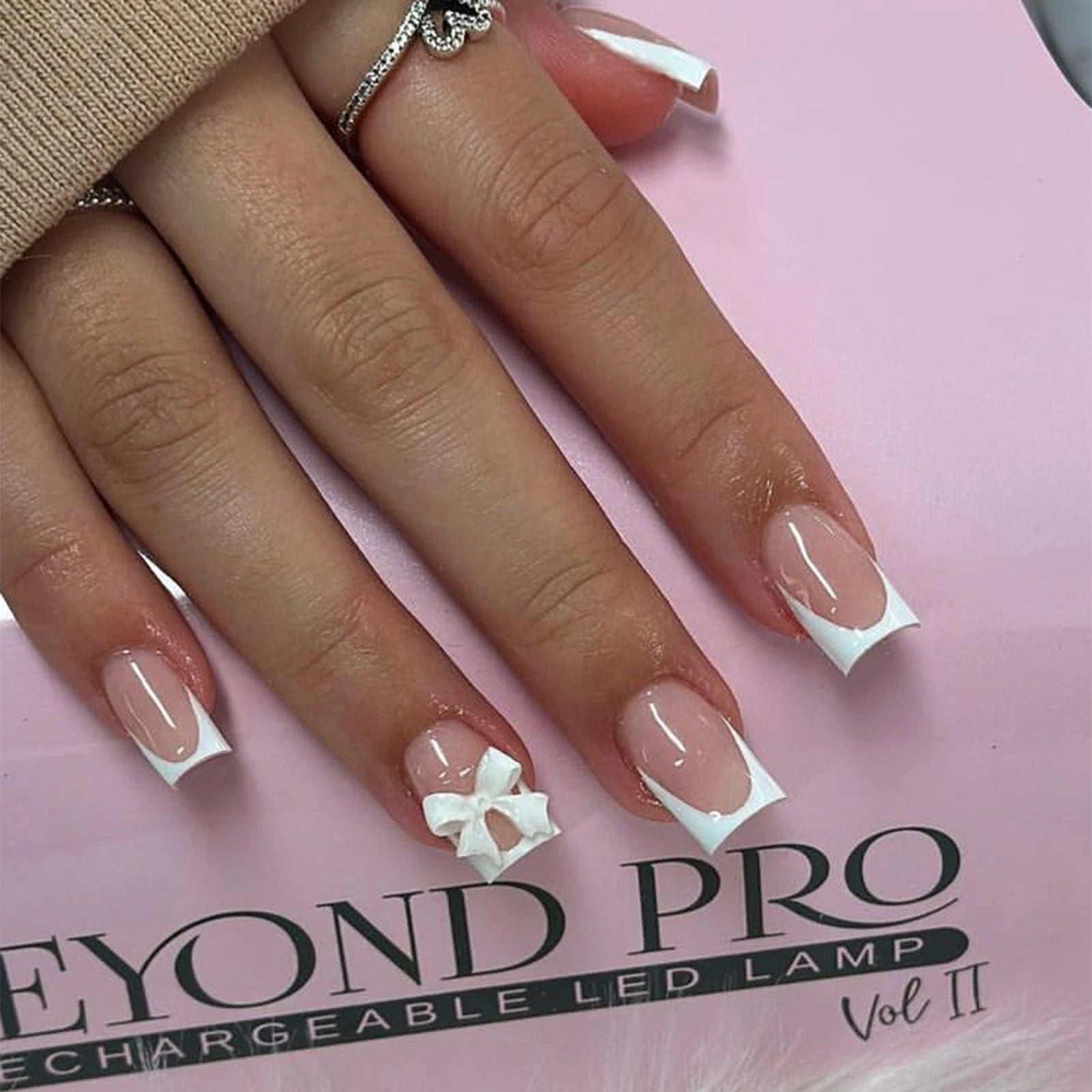 Hnewly Pink French Style Fake Nails 3D Bowknot Designs Short Square Press on Nails Sweet Korean Fashion False Nails for Women and Girls