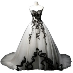 Hnewly  Gothic Wedding Dresses Lace Appliques Black White Vintage Bridal Gowns Sweetheart Sleeveless Tulle Robe De Mariee customsized