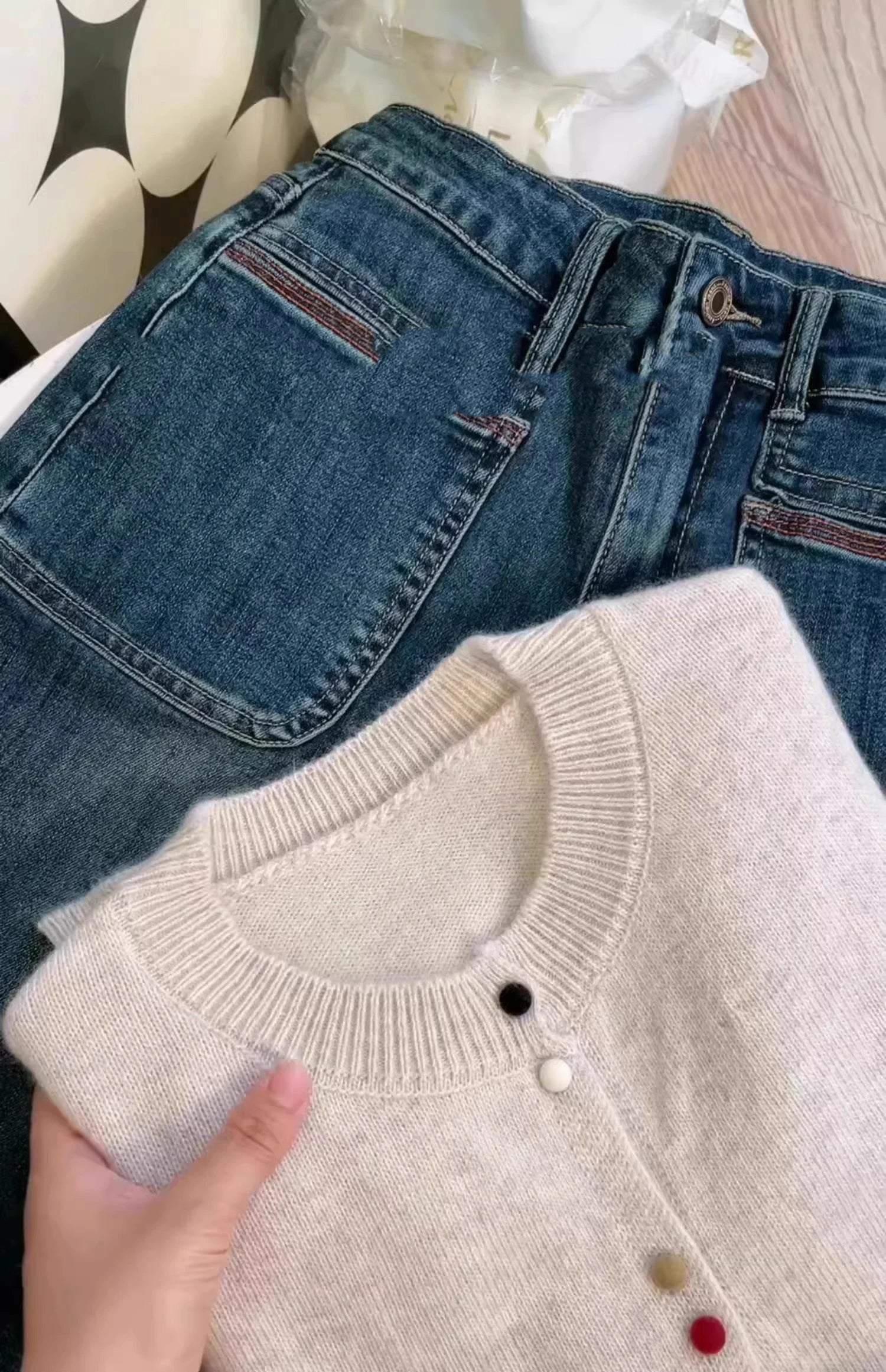 Hnewly  Solid Single Breasted Sweater Women New Autumn  Winter O-neck Loose Basic Top Elegant Long Sleeved Knitted Cardigan Jacket