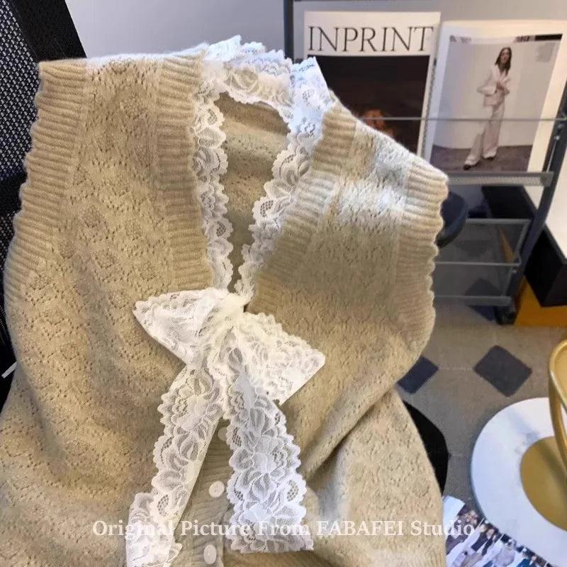 Hnewly  Elegant Lace Bow Sweater Vest Women's 2025 New Spring Autumn Sleeveless V-neck Knitted Pullover Korean Version Versatile Top