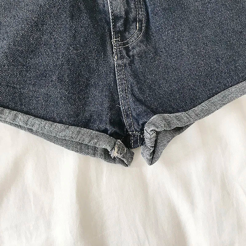Hnewly  Versatile High Waisted Denim Shorts Summer 2025 New  Rolled Edges Loose Wide Leg Hot Pants Minimalist Women's Beach Pants