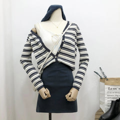 Hnewly  Women's Retro Striped Sweater Korean V-neck Contrasting Spring Autumn Long Sleeved Knitted Cardigan Coat  All-Matchded Loose Top