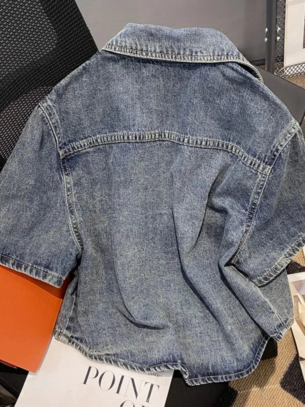 Hnewly  Retro Denim Jacket Women's 2025 Summer New Loose Versatile Short Sleeved Top Large Size Single Breasted Turndown Collar Shirt