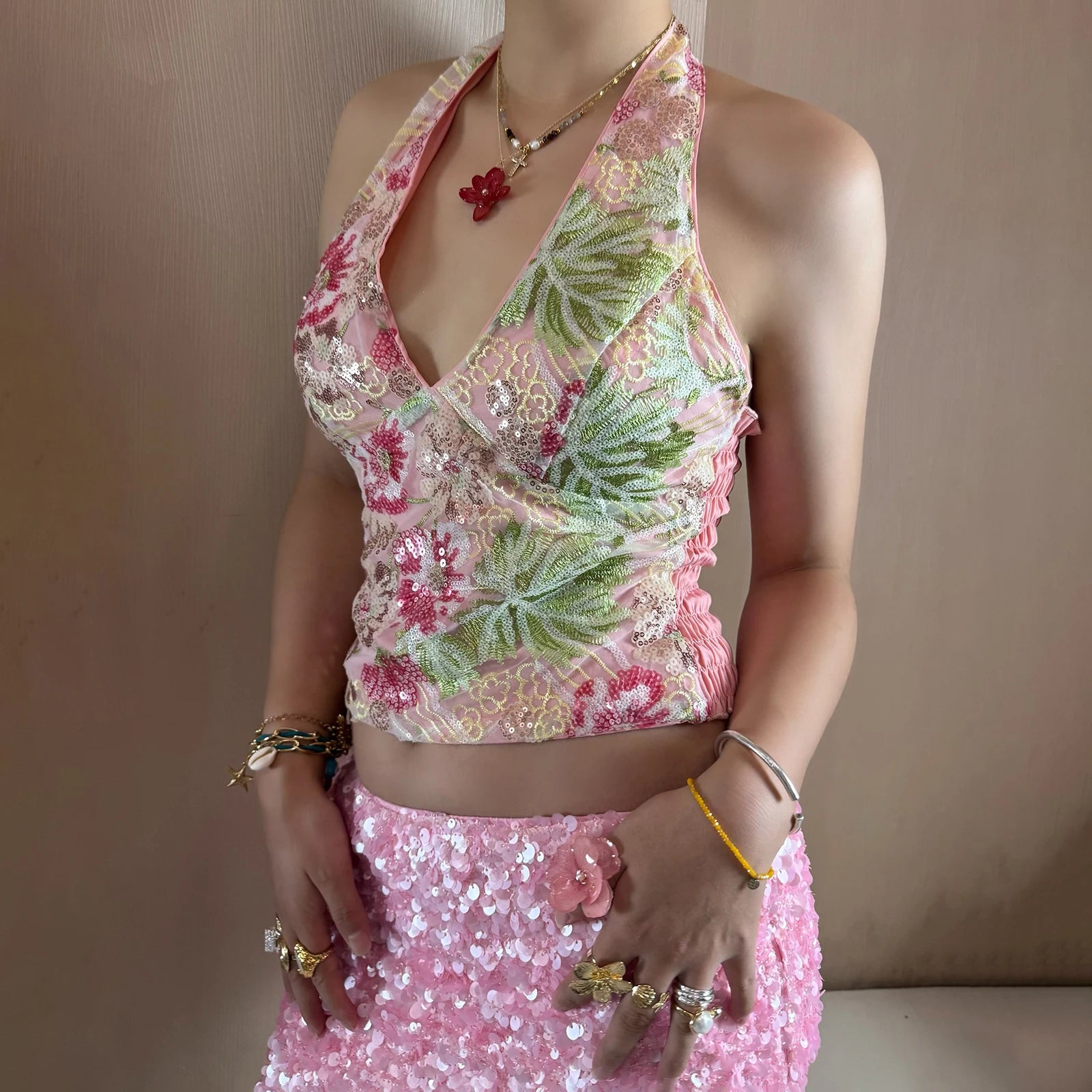 Hnewly Sequin Halter Tops y2k Women Clothes Floral Sleeveless V Neck Open Back Smocked T Shirts Vest 2000s Clothing Streetwear