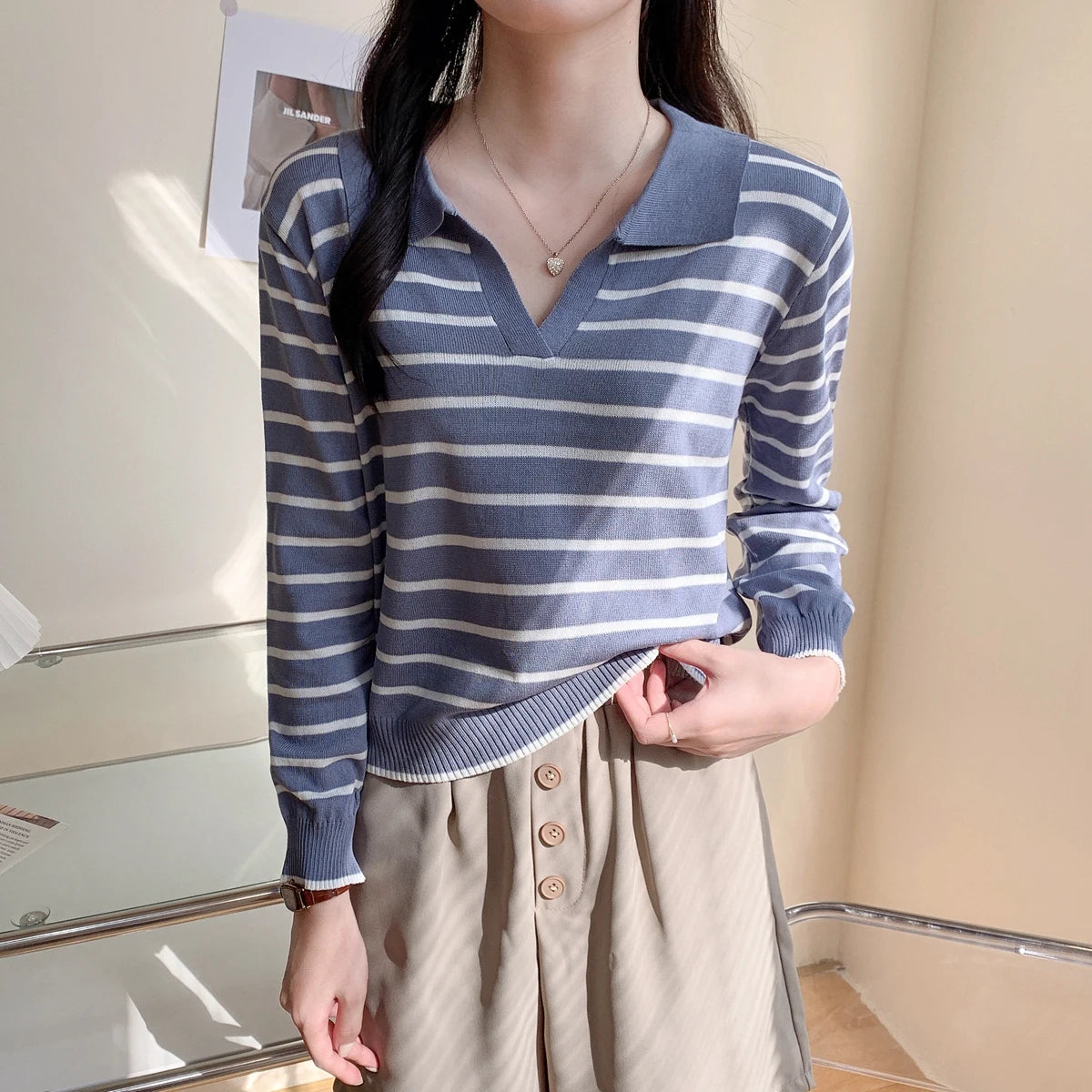 Hnewly  Striped Knit Pullover Sweater Women's Autumn 2025 New Lapel Shirt V-neck Loose Long Sleeve T-shirt Fashion Bottoming Short Top