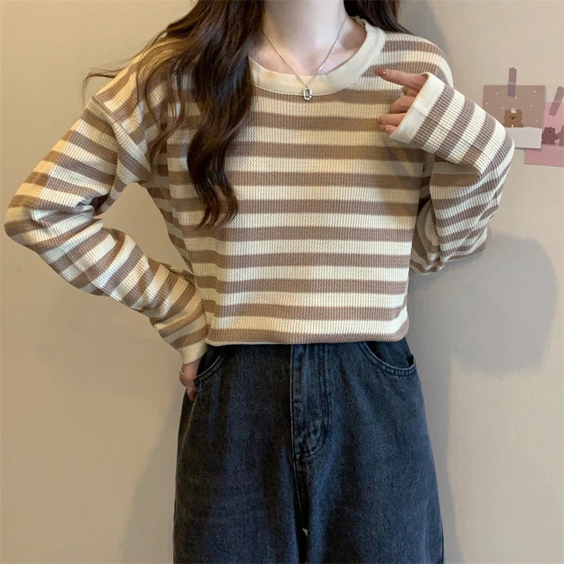 Hnewly  Women's Striped T-shirt Basic Tops Spring Autumn Fashion Color Contrast Loose O-neck Long Sleeve knitting Sweater