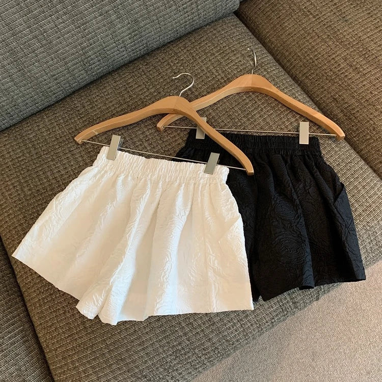 Hnewly  Black White Jacquard Shorts Women 2025 Summer Elastic High Waist Pockets Wide Leg Shorts Woman Loose Streetwear Half Pants