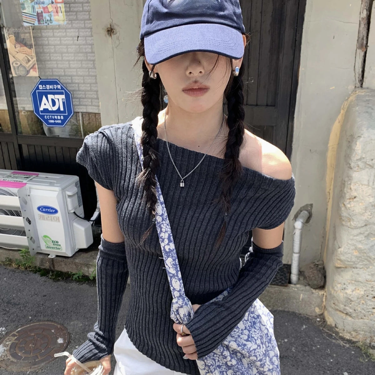 Hnewly  Y2k Aesthetic Slash Neck Vintage Sweater Women Streetwear Autumn Solid Loose Pullover Harajuku Off Shoulder Fairy Grunge Jumpers