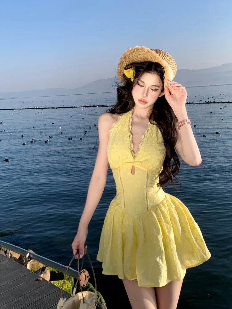 Hnewly  Woman Dress Sleeveless Halter V Neck Hollow Out Slim Lace Patchwork Summer Fashion Holiday Party Mini Dresses Elegant