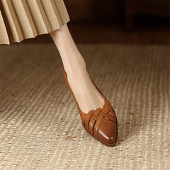 Hnewly Summer Sandals Genuine Leather Sandals Casual French Retro Pointed Toe Hollow Out GLADIATOR Sheepskin Sandals Thick Heel Shoes