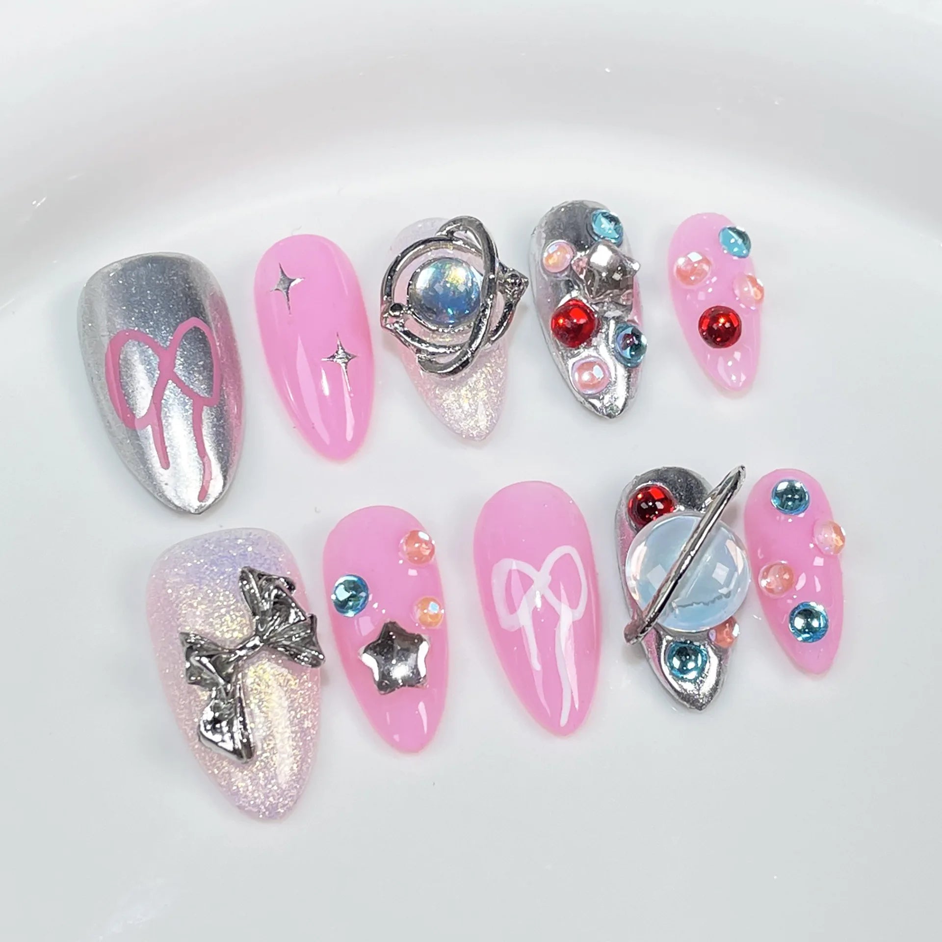 Hnewly 10pcs Blush Pink Fake Nail Patches Handmade Pearl Love Heart Press On Nails Planet Cross Designs Detachable Almond