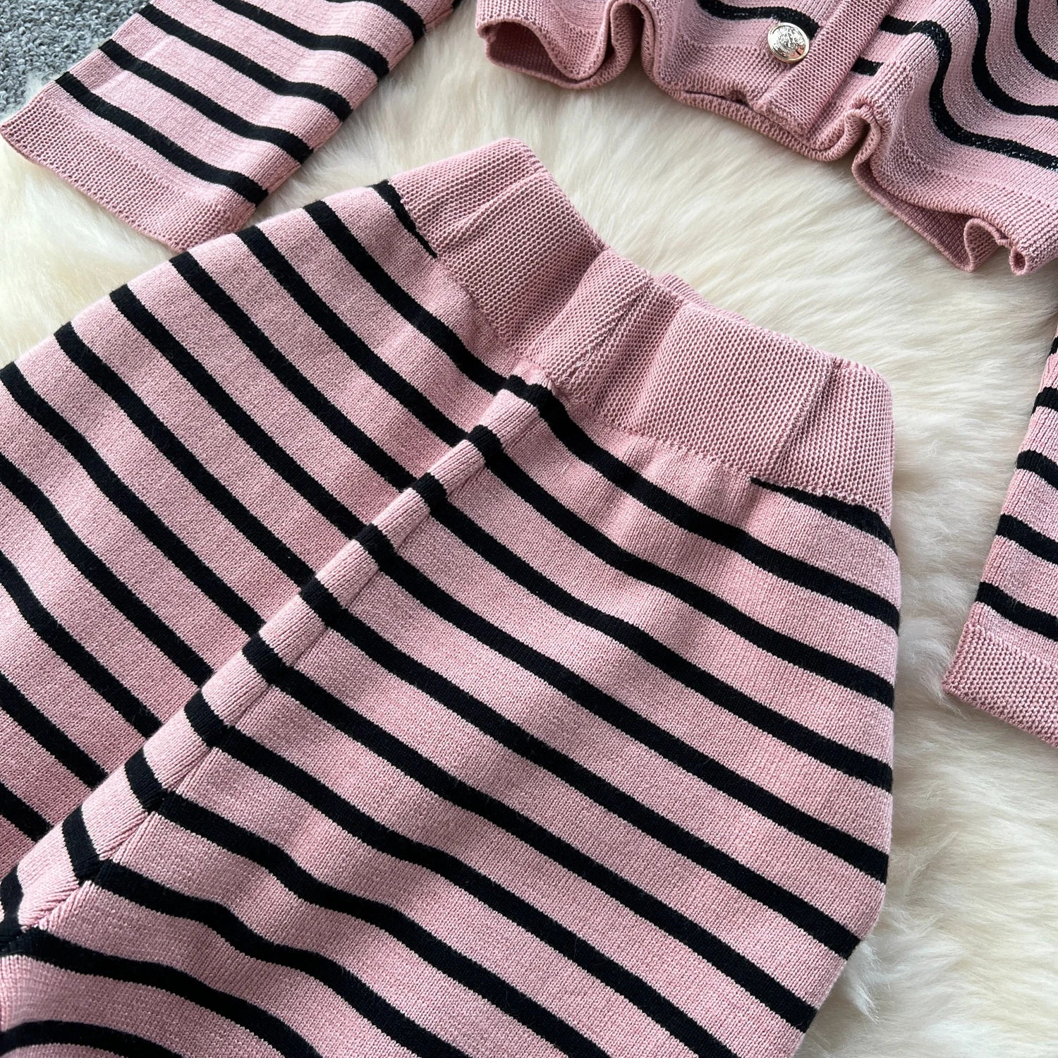 Hnewly  Elegant Knitted Set for Women's High End Versatile Round Neck Striped Knitted Cardigan+High Waist Casual Wide Leg Pants 2PCS