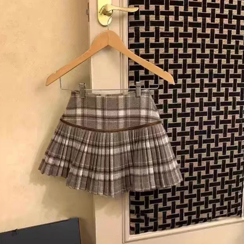 Hnewly Japanese Style Retro Spicy Girl Plaid Pleated Skirt Autumn Winter College Style Woolen Mini Skirt High Waiste Sweet Kawaii Skirt