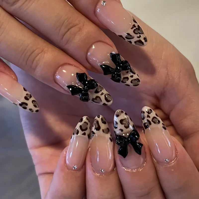 Hnewly Pink French Style Fake Nails 3D Bowknot Designs Short Square Press on Nails Sweet Korean Fashion False Nails for Women and Girls