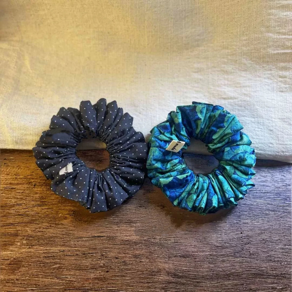 Hnewly  2Pc French Style Slim Polka Dot Print Intestine Hair Ties, Elegant All-Match Ruffled Bud Hair Elastics, Ponytail Holders for Wom