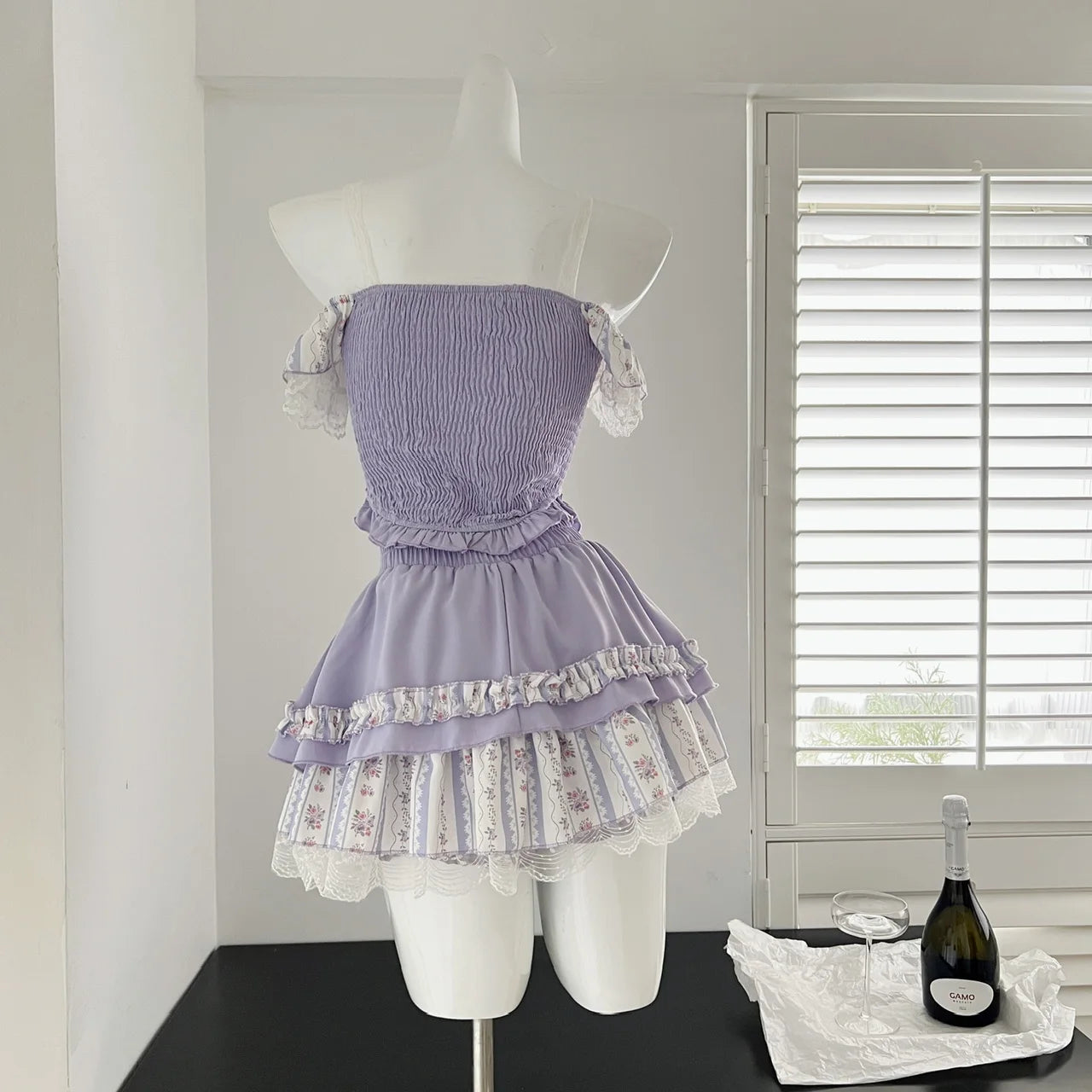Hnewly Japanese Kawaii 2 Piece Skirt Sets Women Sweet Lace Patchwork Y2k Crop Tops + Slim Pleated Princess Skirt OutfitsVintage Suits