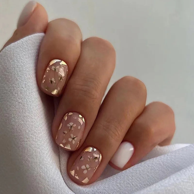 Hnewly 24pcs Short Square Fake Nails Glitter Sequins Flower Design False Nails Press on Nail Tips Artifical Nail Art Manicure for Girls