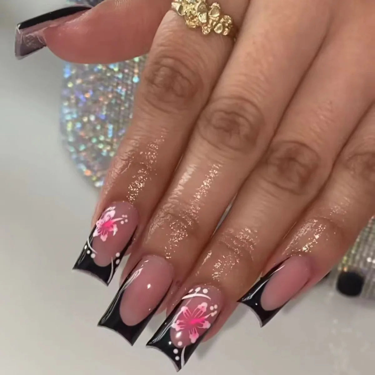 Hnewly Black French Style Fake Nails Charms Pink Flower Designs Square Head Press on Nails Women Girls Detachable False Nails Tips