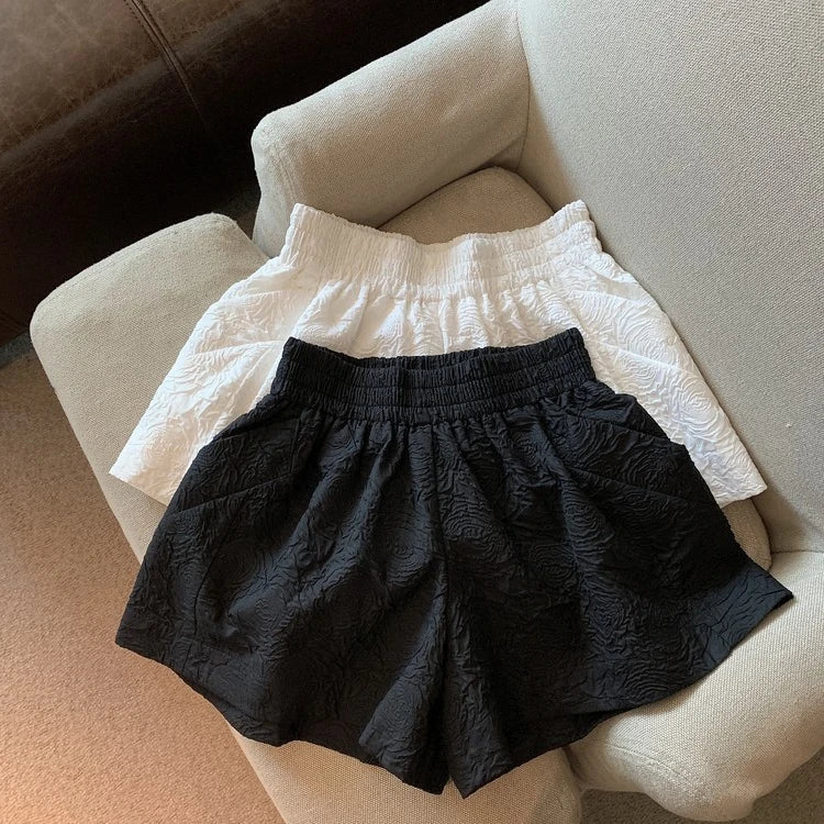 Hnewly  Black White Jacquard Shorts Women 2025 Summer Elastic High Waist Pockets Wide Leg Shorts Woman Loose Streetwear Half Pants