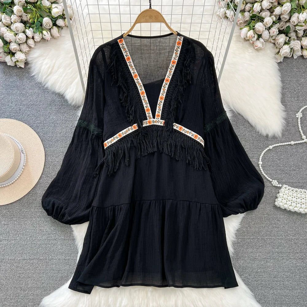 Hnewly  Tassel Patchwork V-neck Vacation Dress Sweet Lantern Sleeves Loose Mid Length A-line Dresses Elegant Embroidery Beach Vestido