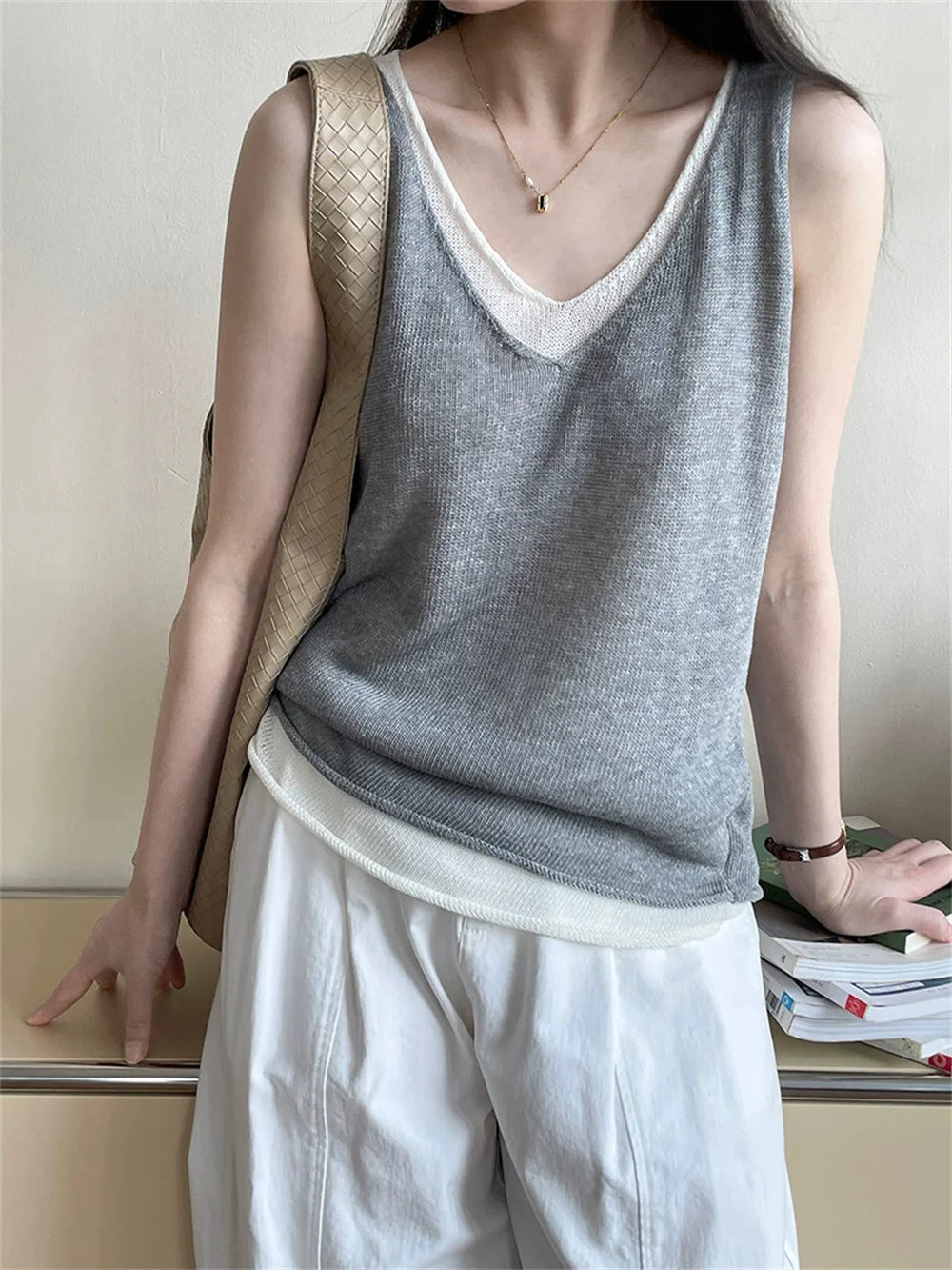 Hnewly  Summer V-neck Shoulder Top Women Clothing Sweater Vest Pullover Fashion New Fake Two-piece Knit Tank Tops for Women Tops