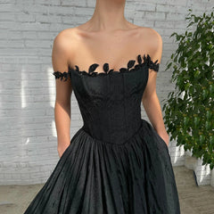 Hnewly  Off The Shoulder Appliques Charming Evening Dresses A-Line Floor Length Sweep Train Sleeveless Side Slit Formal Gown