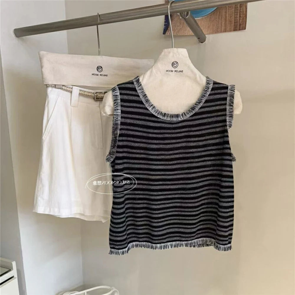 Hnewly  Tassel Edge Striped Knitted Vest Women's Summer New Sleeveless Round Neck Vest Knitwear Tops Fashion Versatile Pullover vest