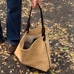Hnewly  Casual Suede Tote Bag Autumn and Winter Velvet Shoulder Bag Large Bucket Bags for Women Designer Purses and Handbags Shopper New