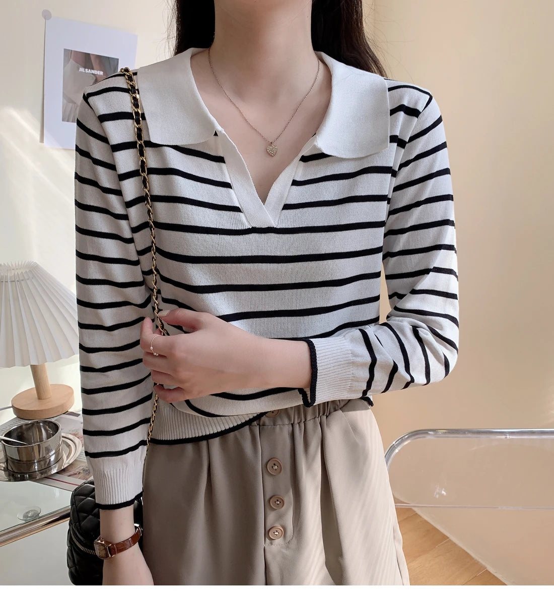 Hnewly  Striped Knit Pullover Sweater Women's Autumn 2025 New Lapel Shirt V-neck Loose Long Sleeve T-shirt Fashion Bottoming Short Top