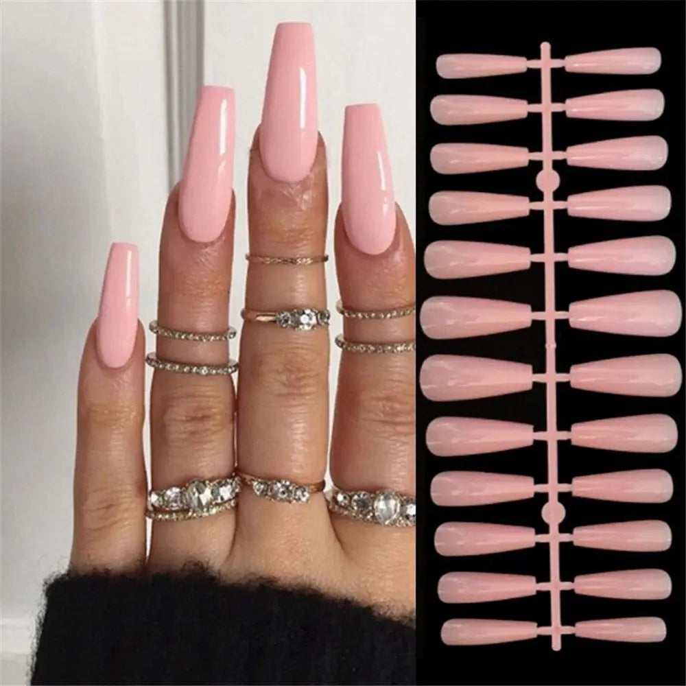 Hnewly 24pcs Short Square Fake Nails Glitter Sequins Flower Design False Nails Press on Nail Tips Artifical Nail Art Manicure for Girls