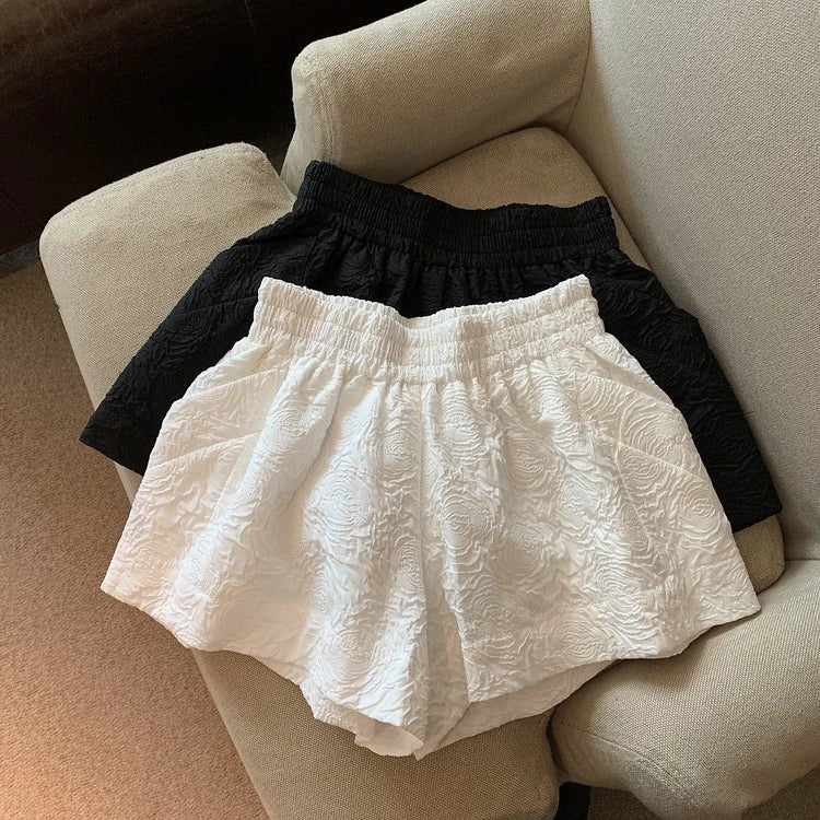 Hnewly  Black White Jacquard Shorts Women 2025 Summer Elastic High Waist Pockets Wide Leg Shorts Woman Loose Streetwear Half Pants